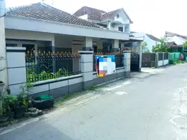 Rumah Klasik  di Karangasem Laweyan Solo