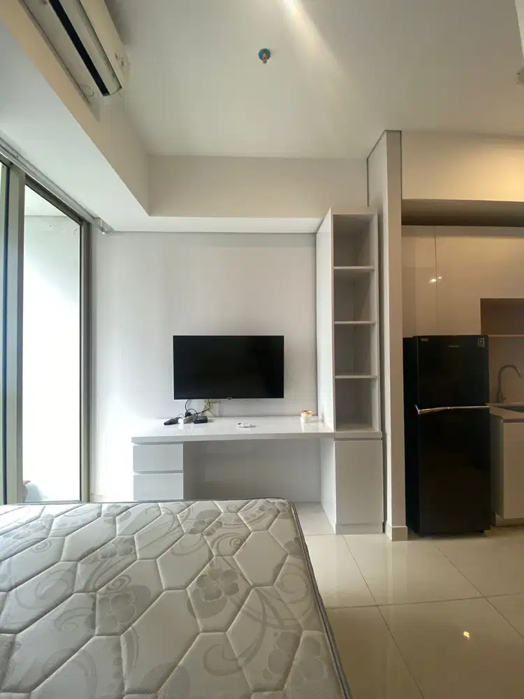 Apartemen murah studio furnished taman anggrek residences