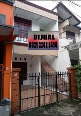 Dijual rumah 2 lantai Pondok kelapa Jakarta timur
