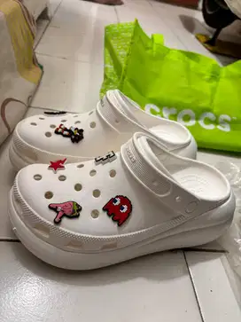 CROCS CLASSIC CRUSH CLOG - BONE