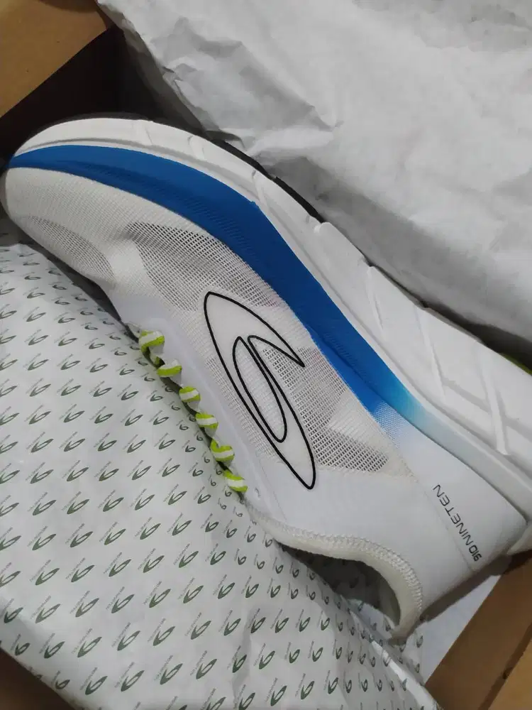 SEPATU BARU PAKAI SEKALI 1X