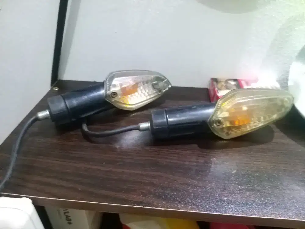 Lampu sein cbr k45a