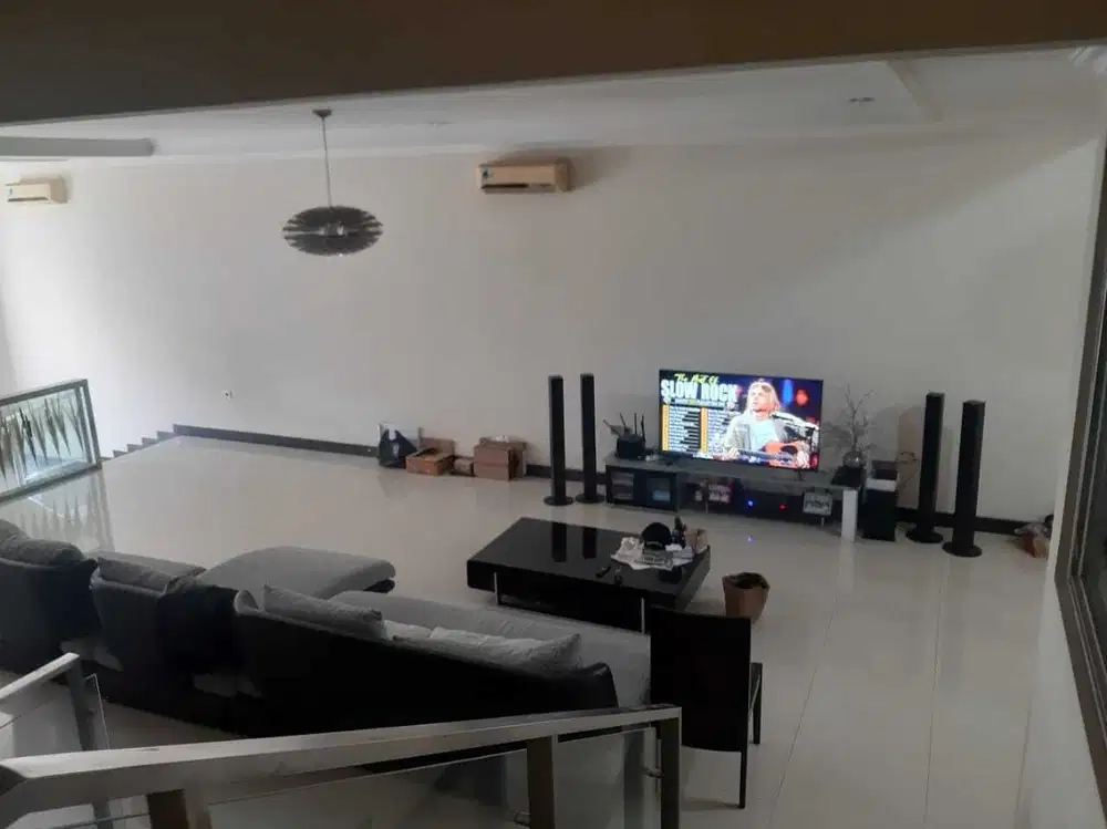 DIJUAL RUMAH SUNTER 4 LANTAI,HDAP UTARA,LUAS 200m2 NYAMAN,KODE JF