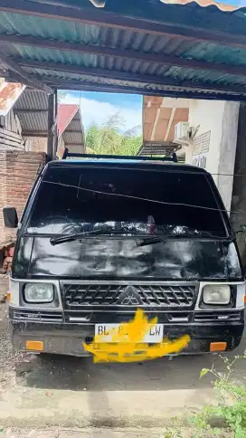 Mitsubishi l 300 pick up
