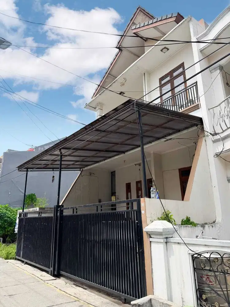 Rumah 2,5 lantai di kelapa gading Jakarta utara