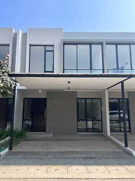 RUMAH DISEWAKAN UK 6X12.5 2LT UNFURNISHED PIK2 MILLENIAL CLUSTER BAGUS