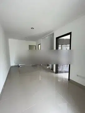 Dijual Murah Rumah Pik2 3 Kamar Tidur 6x12.5 2 Lantai Baru