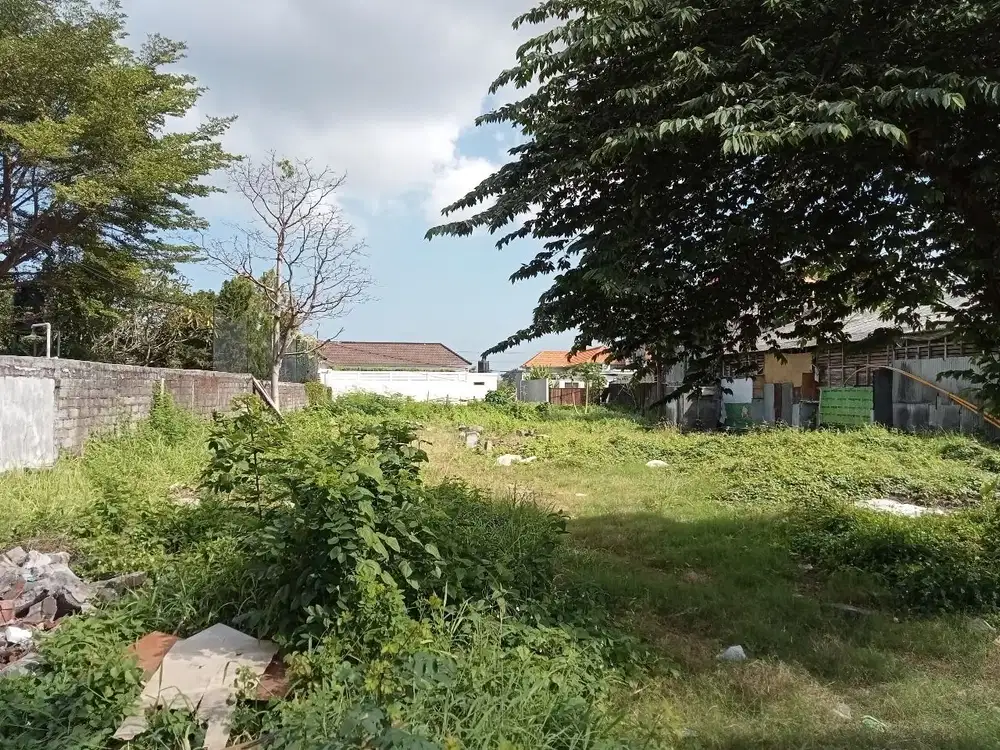 DISEWAKAN TANAH KOMERSIAL – KONTRAK PANJANG