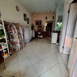 Rumah 2 Lantai Siap Huni Di Tengah Kota Dekat Dengan Mall & Full Furni