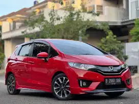 JAZZ GK5 1.5 RS CVT CKD 2016 MERAH