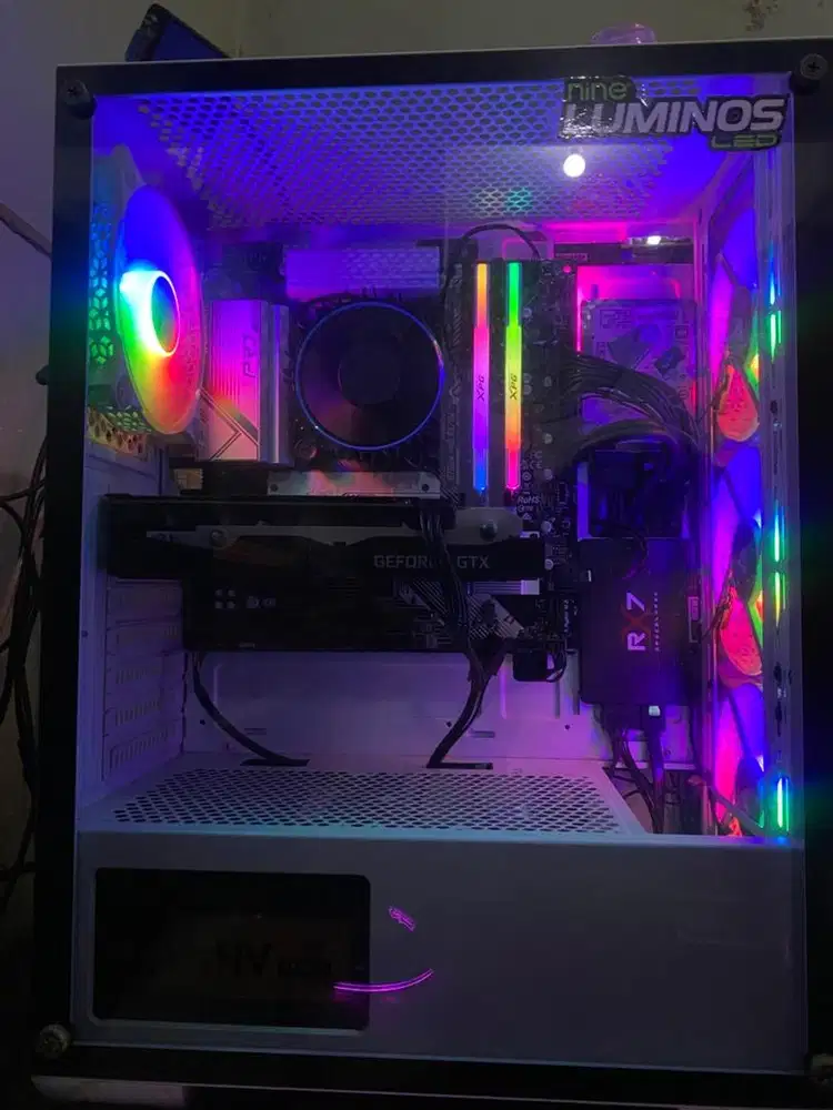 PC GAMING RAKITAN