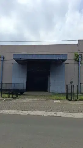 Disewakan Gudang Selangkah Dengan Akses Tol Lawang, Malang