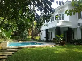 Dijual rumah mewah Bukit golf hijau sentul siap huni harga nego