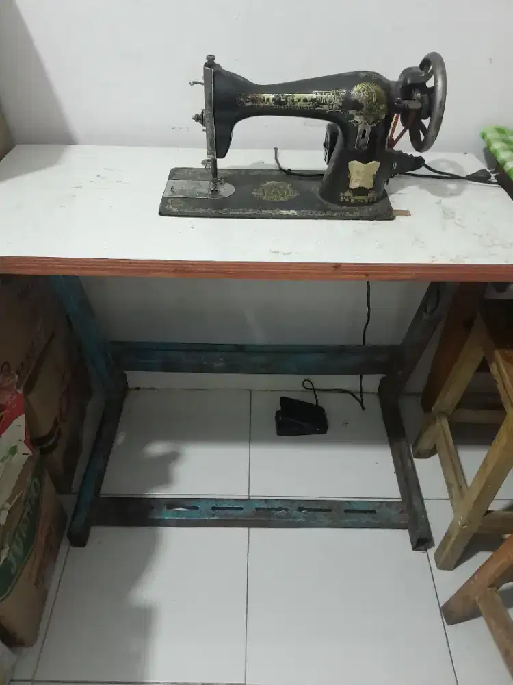 Mesin jahit dinamo Merek Butterfly
