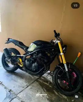 FOR SALE!! YAMAHA XJ600 1995