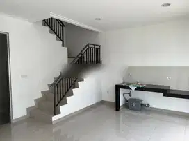 Disewakan Rumah South Magenta Pik 2 Uk 8x10 Sudah Di Pasang AC