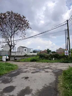 TANAH LUAS AKSES JALAN LEBAR DEKAT KAMPUS GEDEBAGE BANDUNG