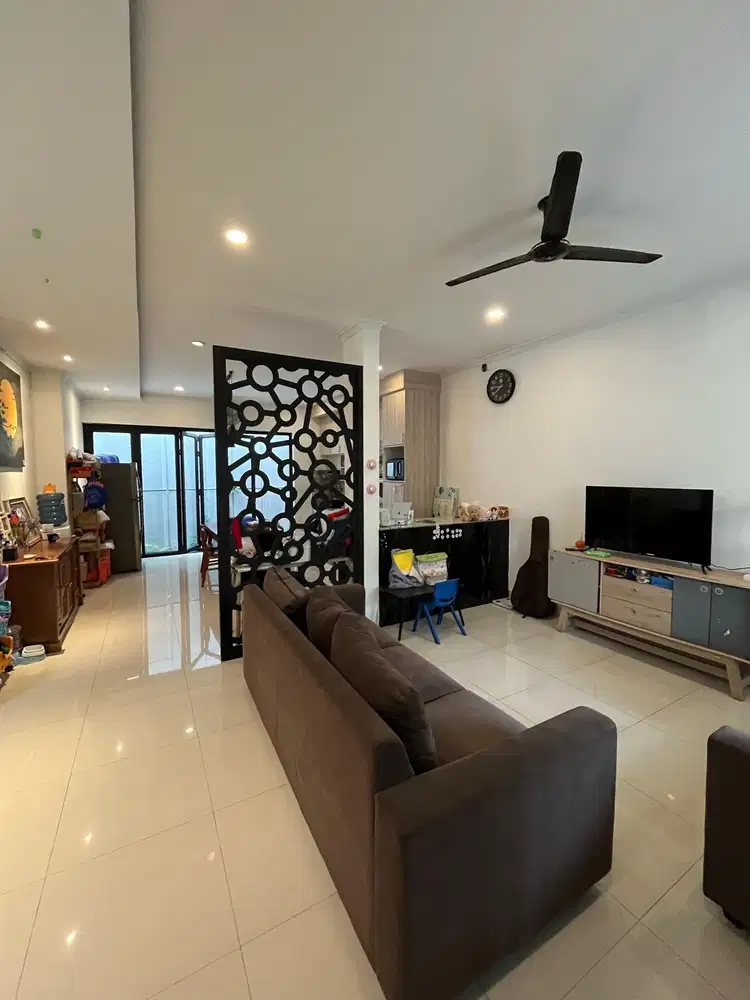 Dijual Rumah Semi Furnished The Eminent Cluster Prestigia BSD