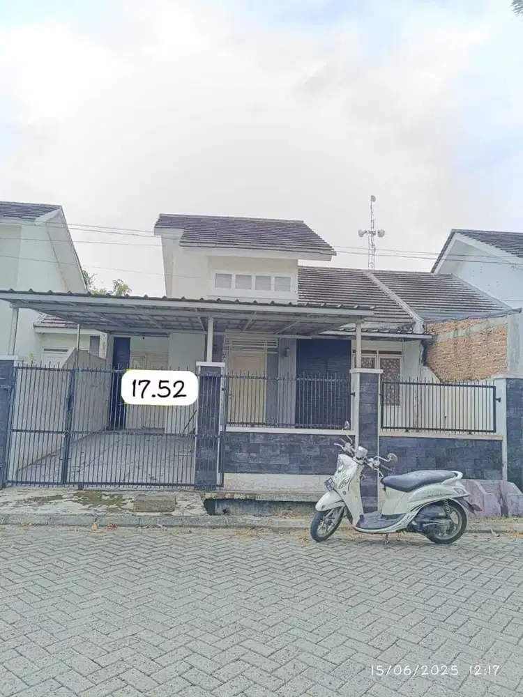 Dijual rumah semi realestate, sdh rapi, di Citra Indah City