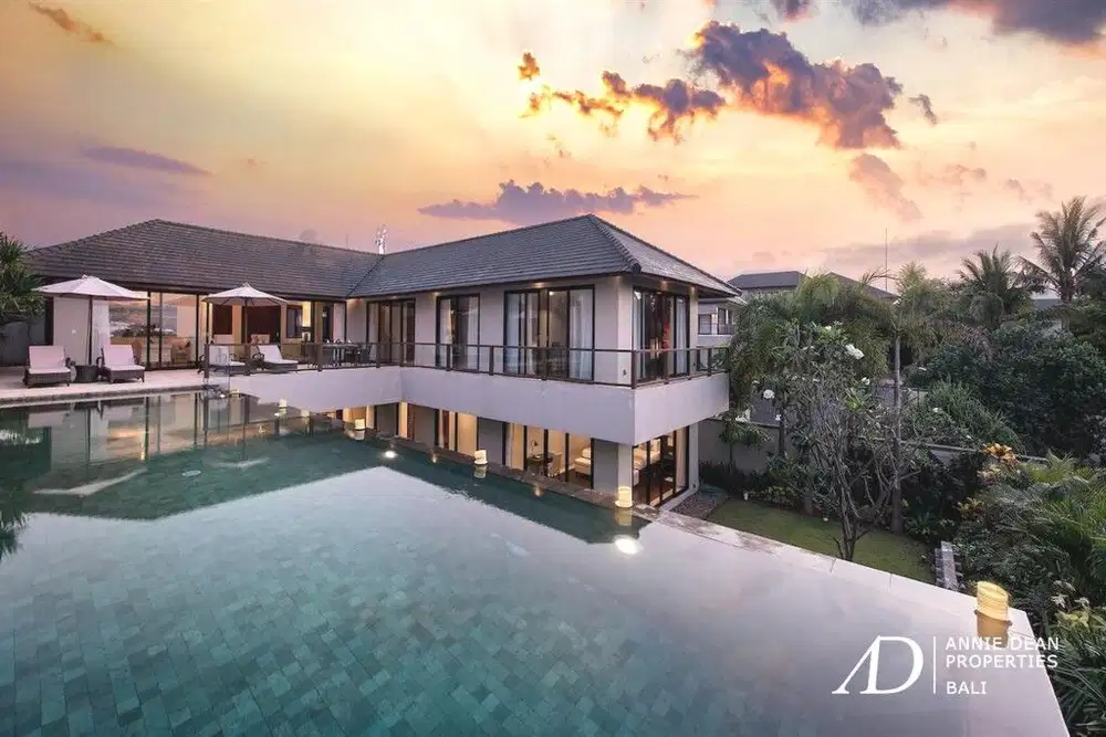 FREEHOLD MODERN VILLA WITH OCEAN VIEWS AND PRIVATE POOL IN UNGASAN