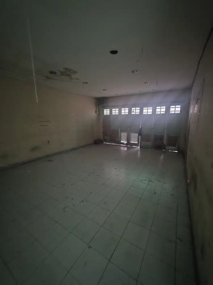 Rumah, tempat usaha di perumahan daerah situ aksan dijual hitung tanah