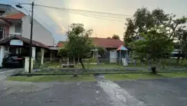 4.Dijual Rumah Hook Ketintang Tengah Dekat Rolak