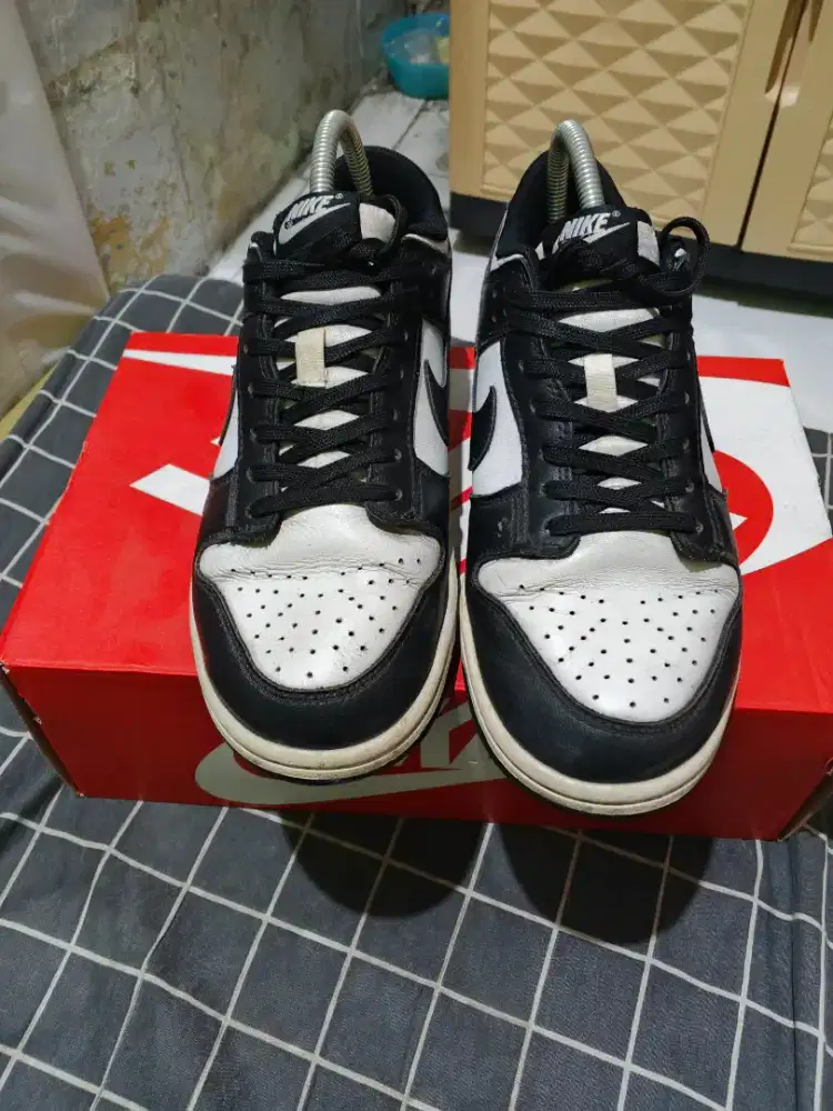 NIKE DUNK PANDA SIZE 40