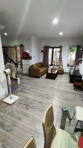 Rumah Taman Palem Lestari
