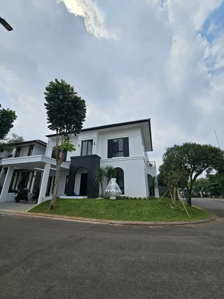 RUMAH CANTIK BARU JADI 2 LANTAI POSISI HOEK PRIVATE POOL AVANI BSD