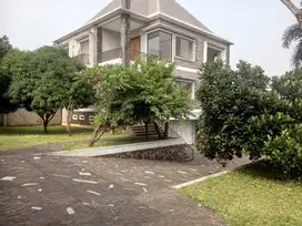 Di Jual Rumah Strategis dekat dengan Fasilitas Lrt dan Busway