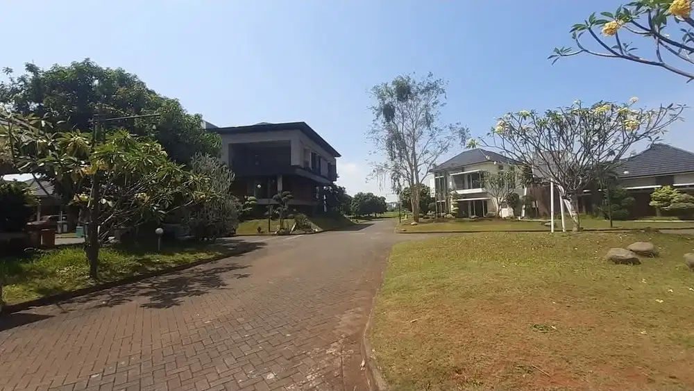 Rumah Graha Estetika Kolam Renang Eksklusif Dekat UNDIP Tembalang