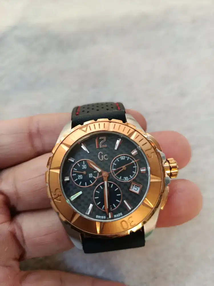 Jam tangan GC crono aktif warna gold