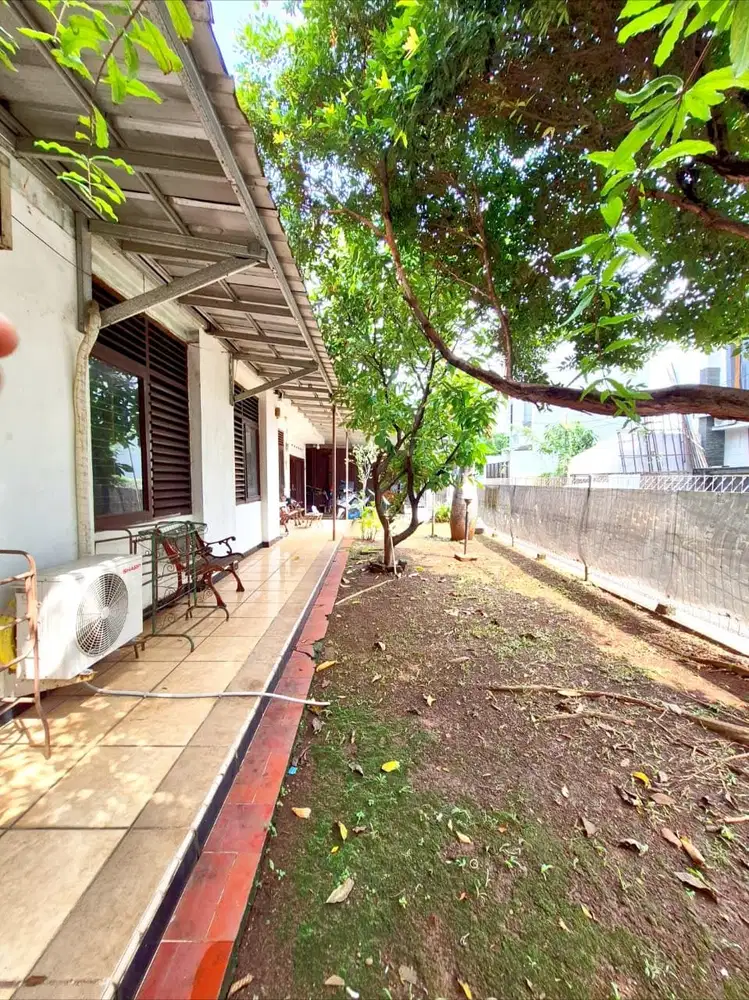 DIJUAL RUMAH DI GANDARIA RADIO DALAM LOKASI SANGAT STRATEGIS