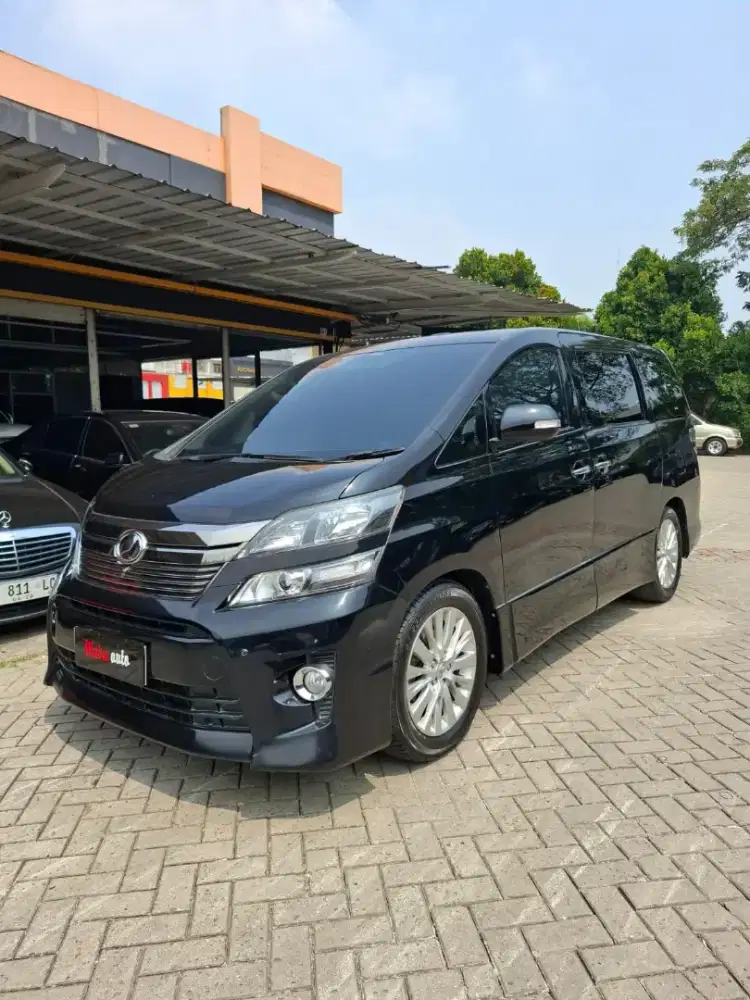 Toyota Vellfire ZG 2012 termurah