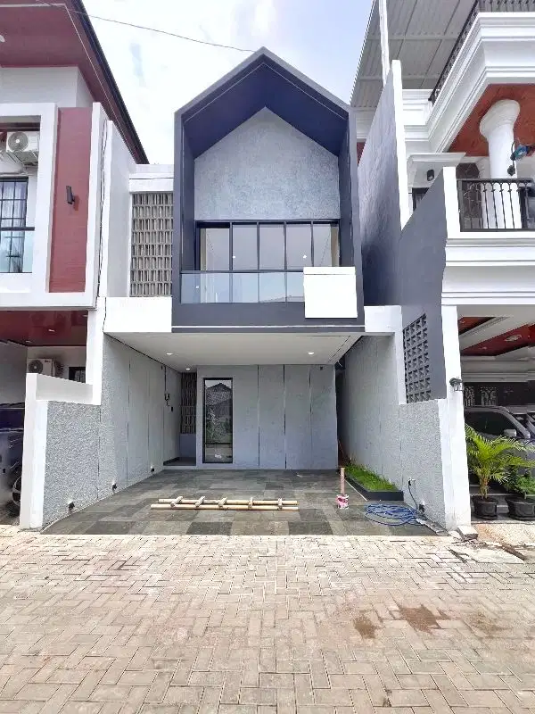 Rumah Baru Mewah Scandunavian Dalam Town House di Jagakarsa Jaksel
