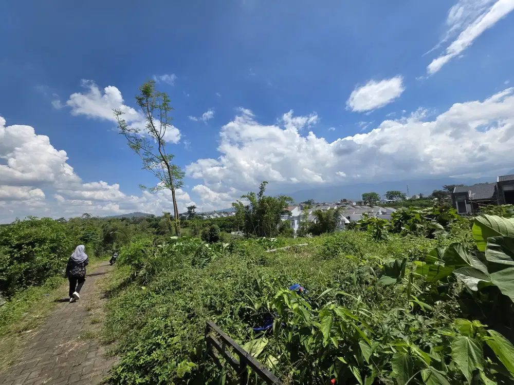 Tanah Lokasi Strategis Untuk Hunian 10 meter ke Jalan Raya Dekat UIN