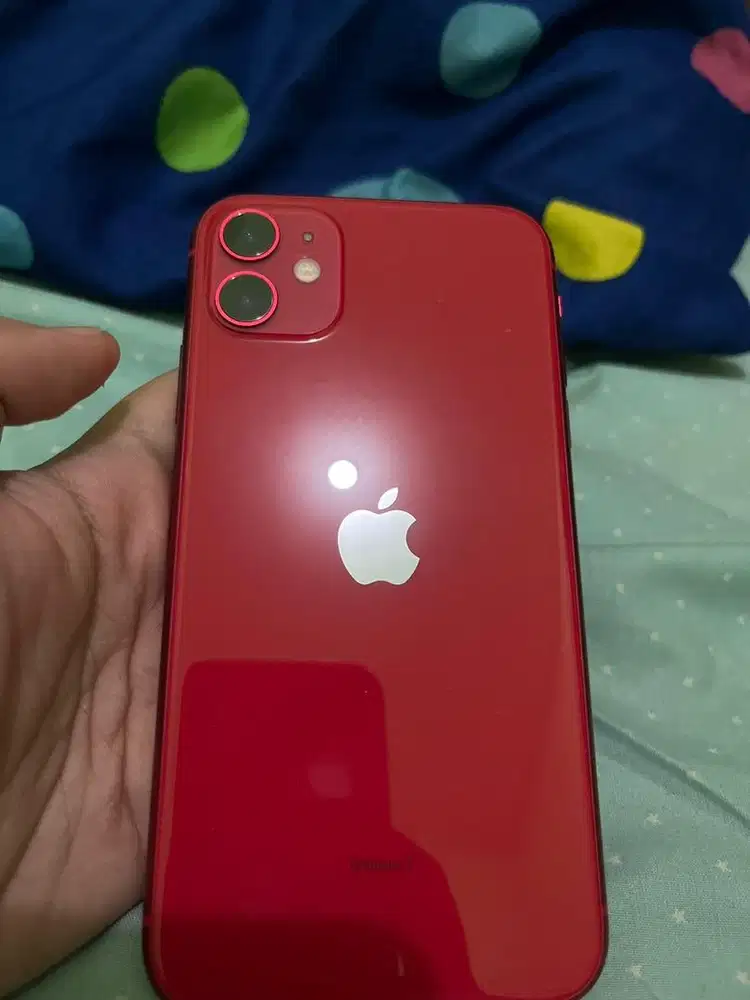 Iphone 11 merah 64gb