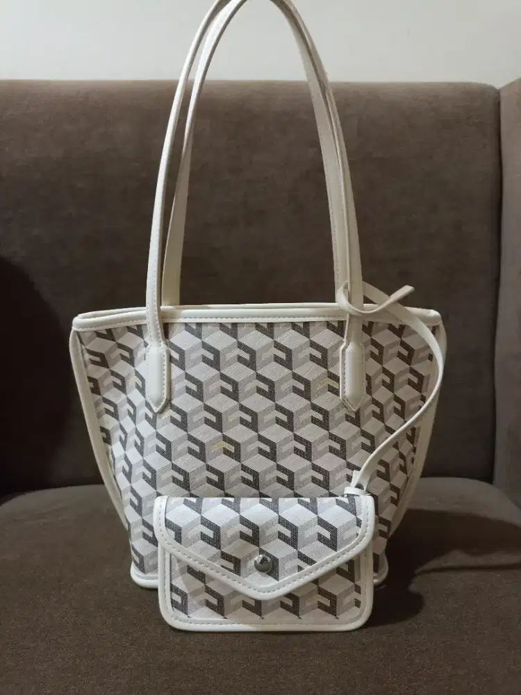 Preloved tas Christy NG