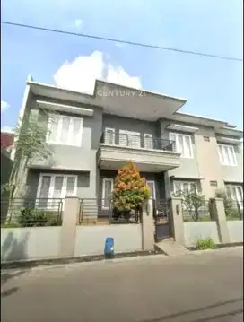 Dijual Rumah 2 Tingkat Hook Bintaro  7283