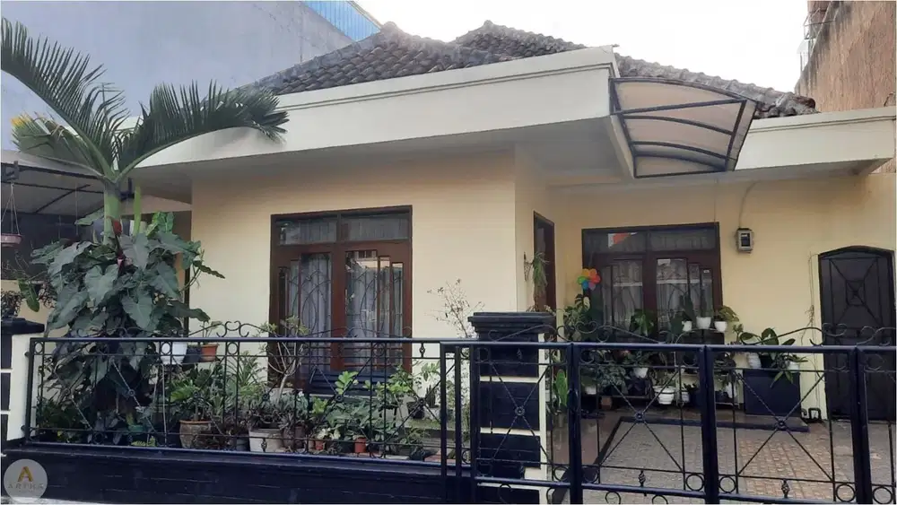 Rumah minimalis tanah Luas di Buah batu Bandung