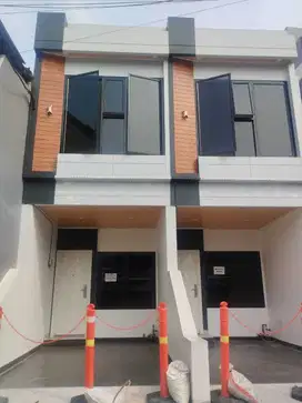 Rumah 2 Lantai Lokasi Stategis Area Sunter Agung