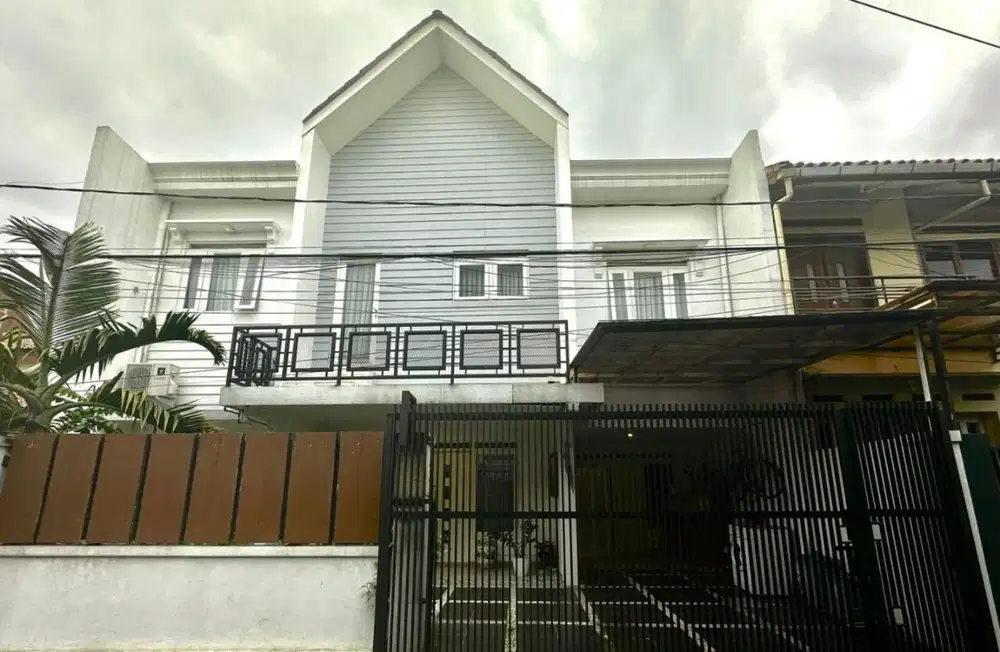 Rumah Bagus 2 Lantai Lokasi Strategis Di Turangga Bandung