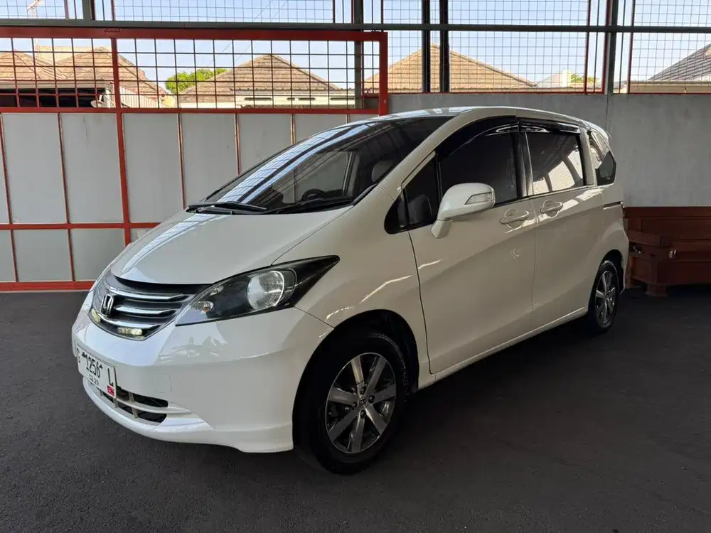 Honda FReed 2011