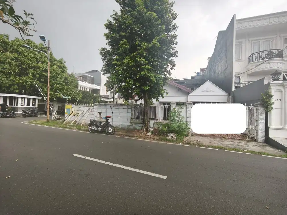 Rumah tua jual murah di pulomas Jakarta