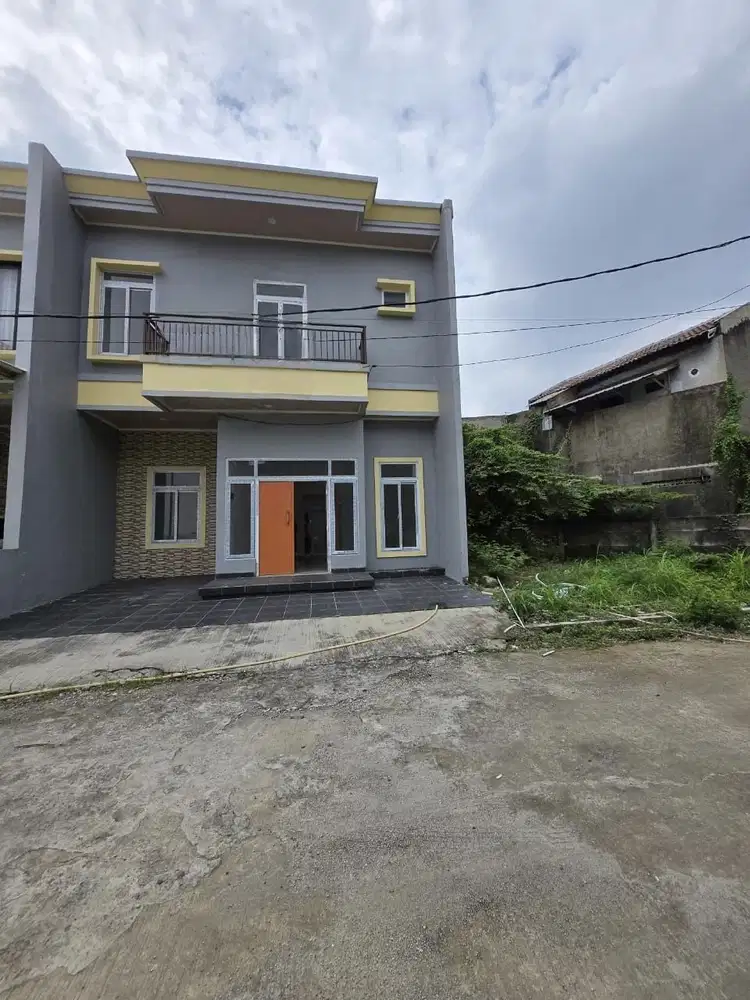 Rumah di Cluster The Mansion's, Kaliabang Tengah, Bekasi Utara