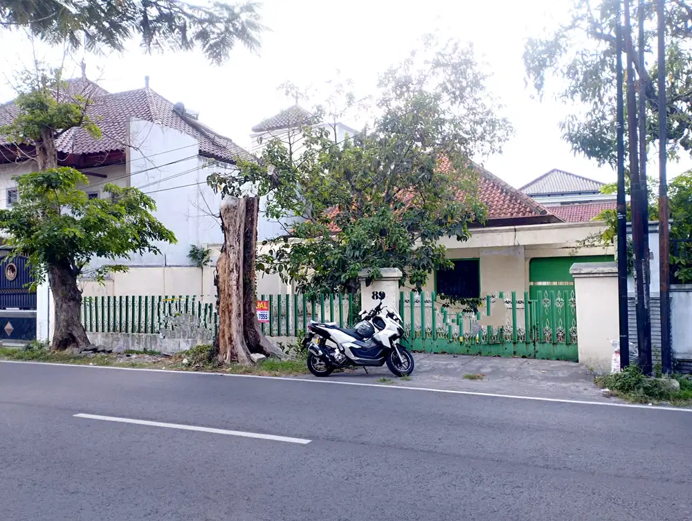 Tanah Strategis Manahan Solo Kota Bonus Banguan Layak Pakai (tf)