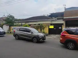 Rumah tinggal lokasi strategis