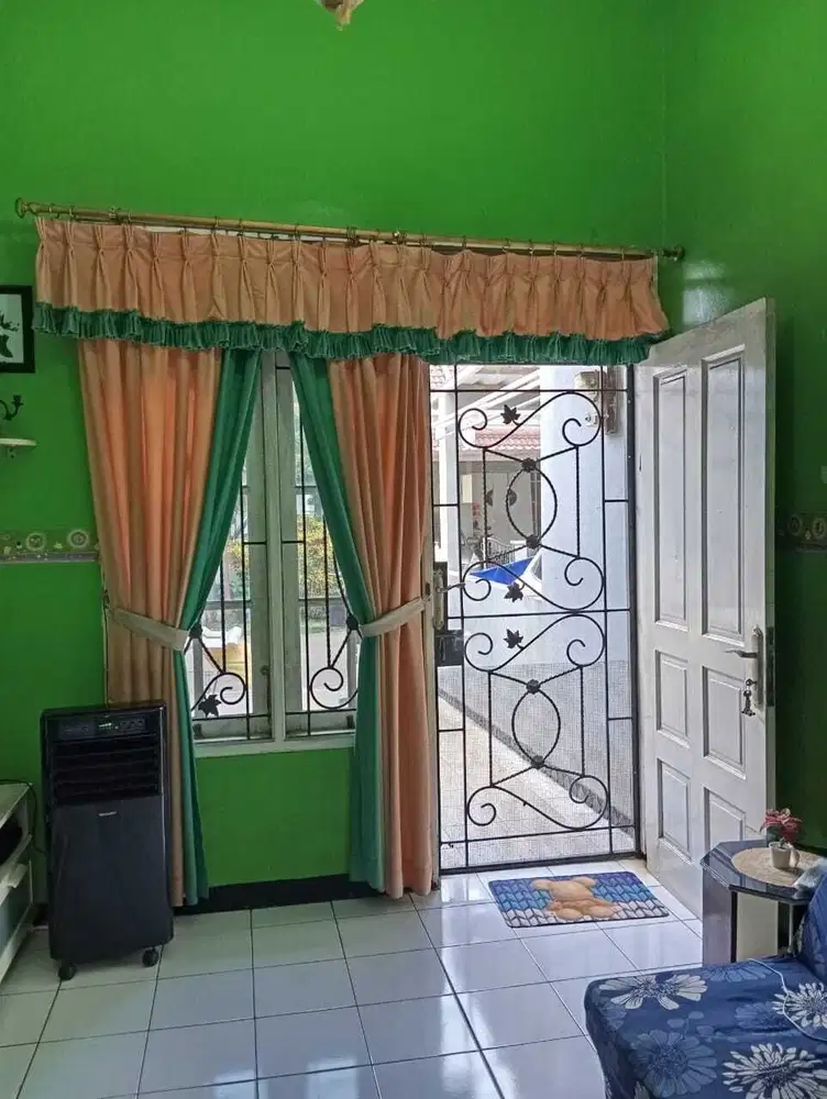 Dijual rumah lt.72m di Regency Melati Mas, Serpong