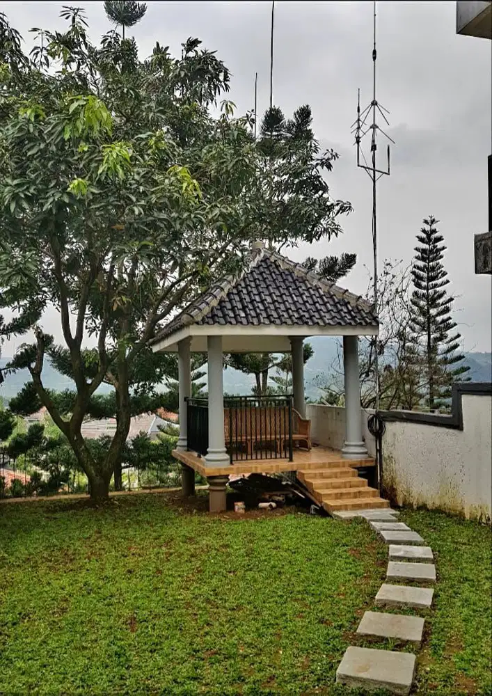 Dijual rumah view gunung dan bukit Hambalang Sentul city