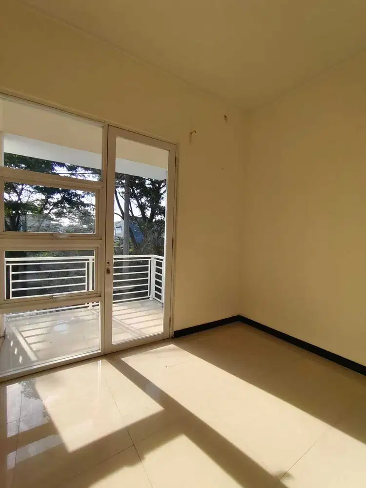 Rumah Minimalis 2 Lantai di Taman Kopo Indah 5 Bandung